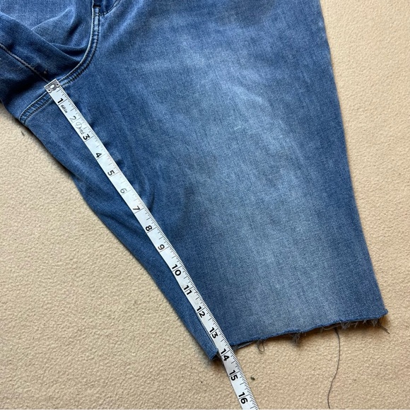 Judy Blue Jean Shorts Womens 18W Plus Denim Boyfriend JB88208 Cut Off - Picture 2 of 8